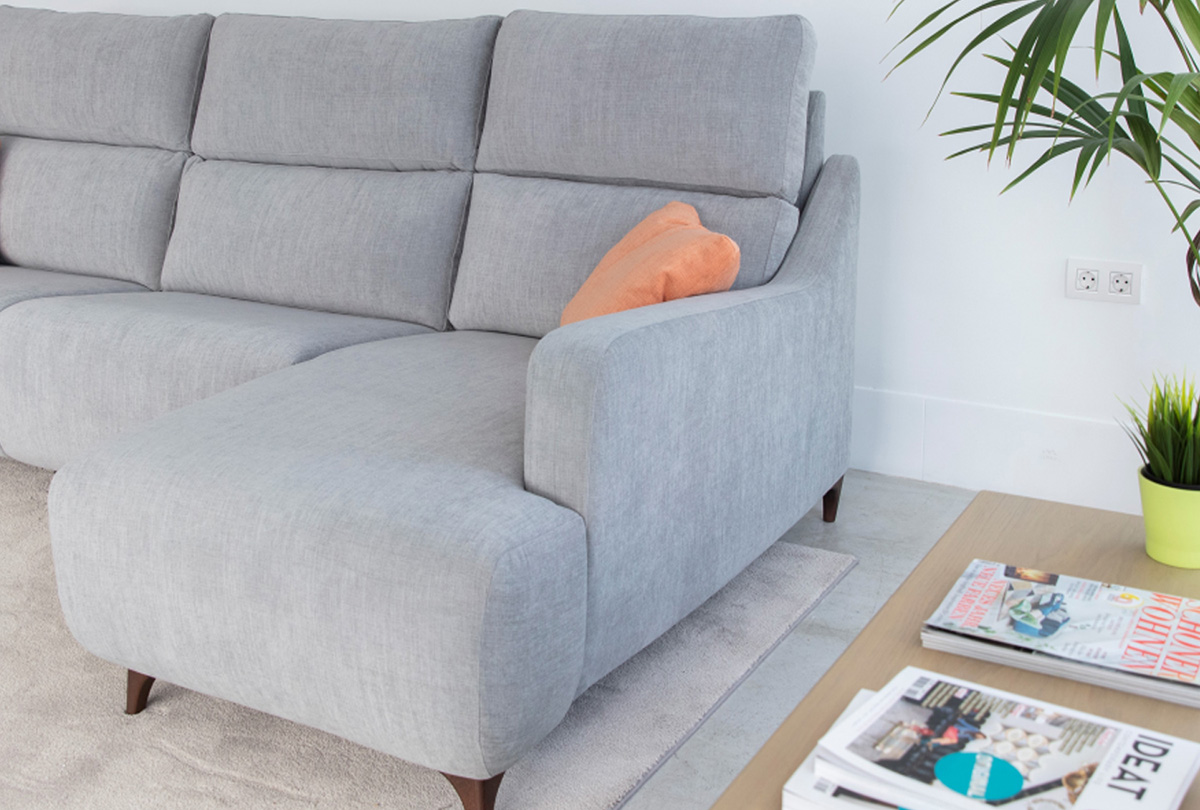 Axel by simplysofas.in